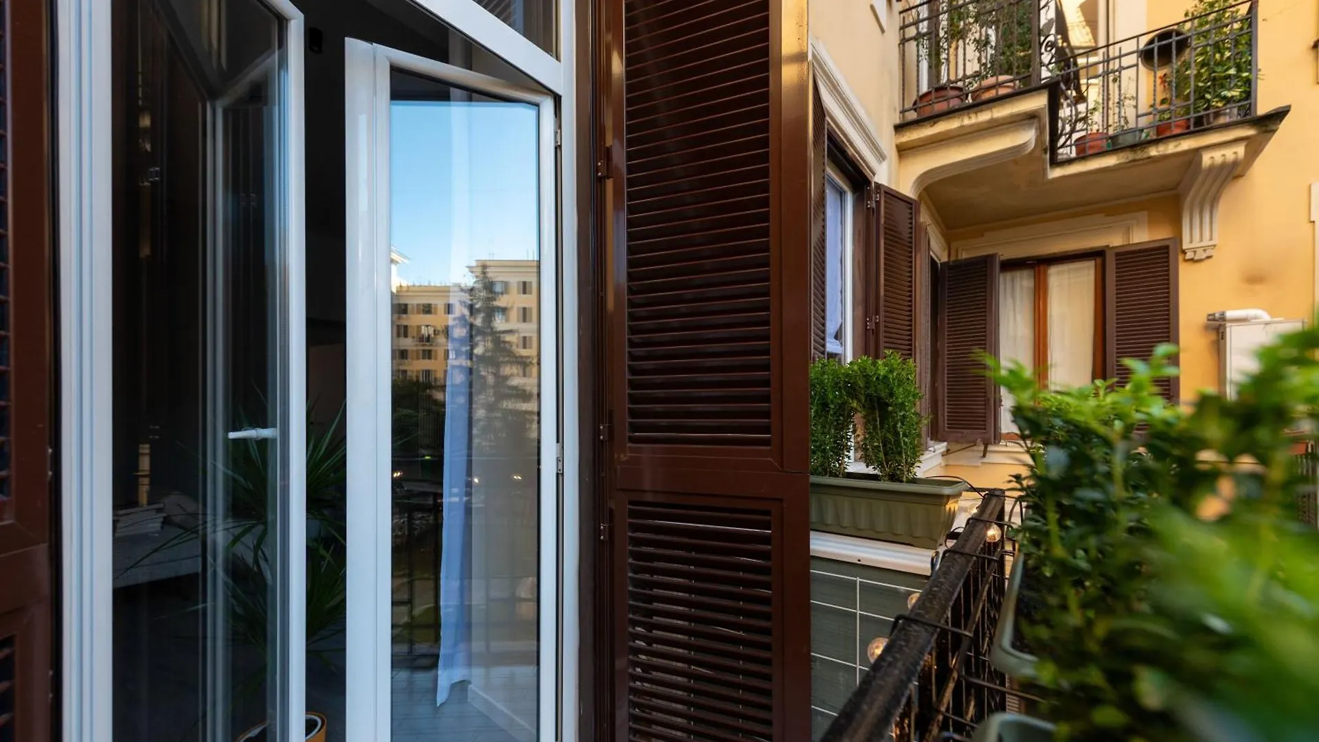 Borghese Design Suite Rome Apartment