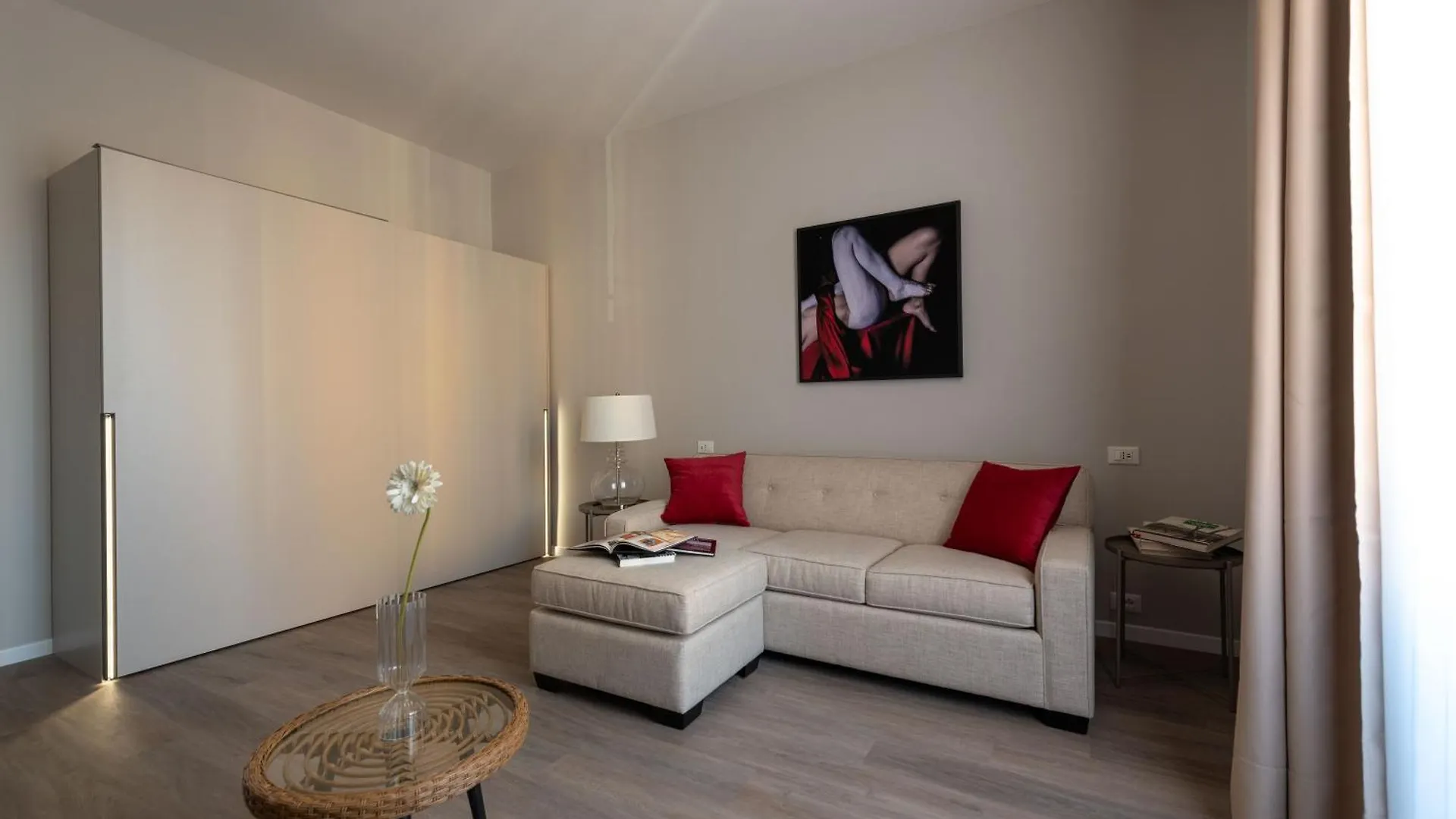 Borghese Design Suite Rome Apartment